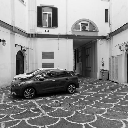 Le Corti Di Napoli Apartments Nápoles Exterior foto