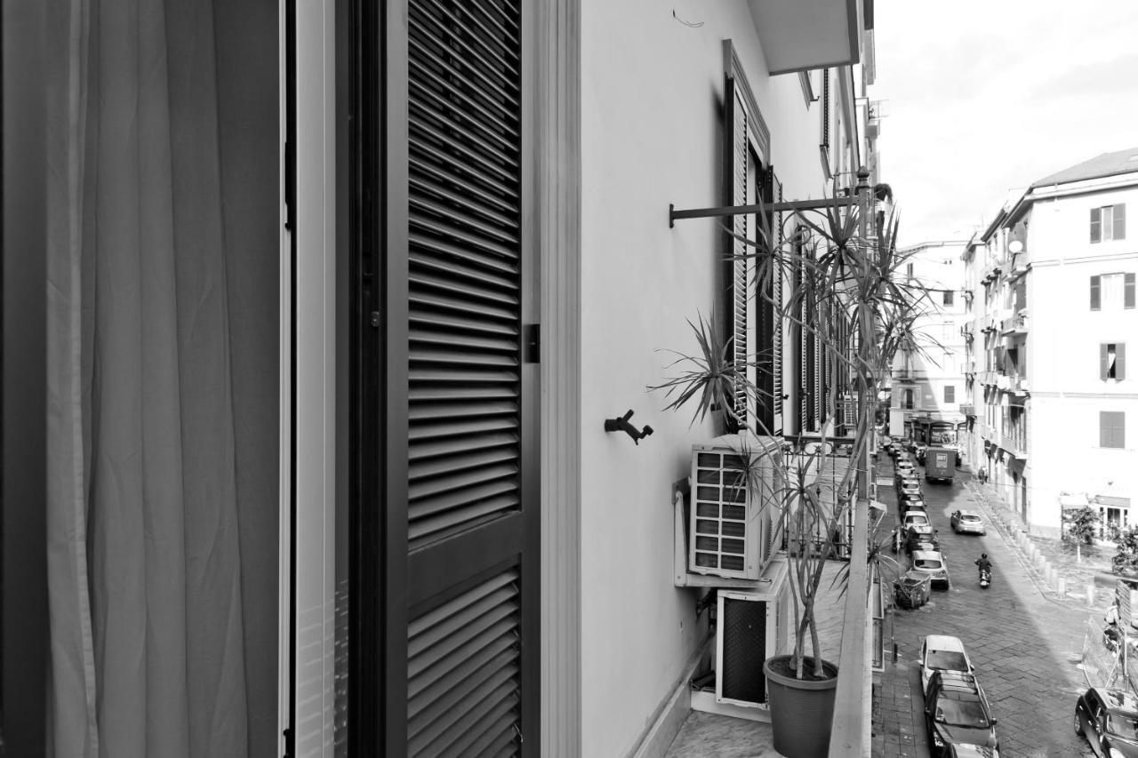 Le Corti Di Napoli Apartments Nápoles Exterior foto