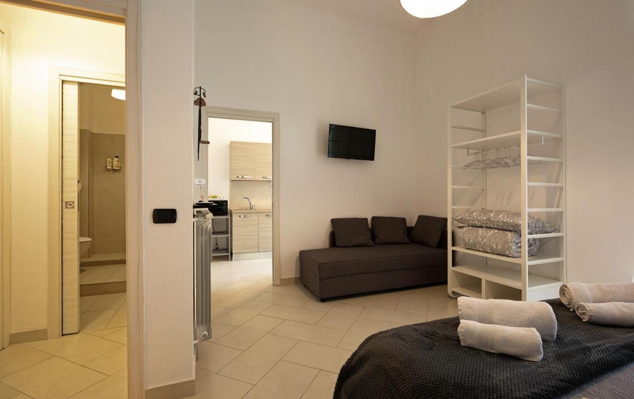 Le Corti Di Napoli Apartments Nápoles Exterior foto